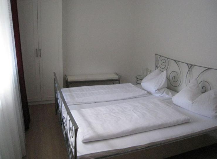 טובינגן Hotel Barbarina חדר תמונה