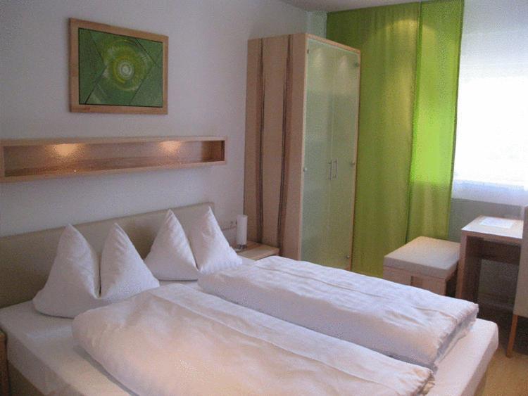 טובינגן Hotel Barbarina מראה חיצוני תמונה